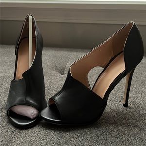 Black open toe heels